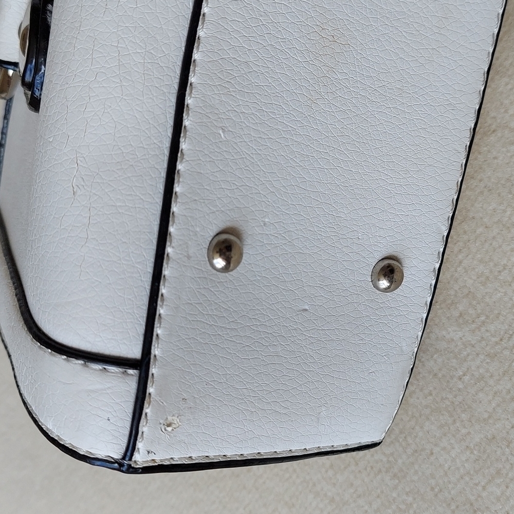 Leather bag - Picture 6 of 9